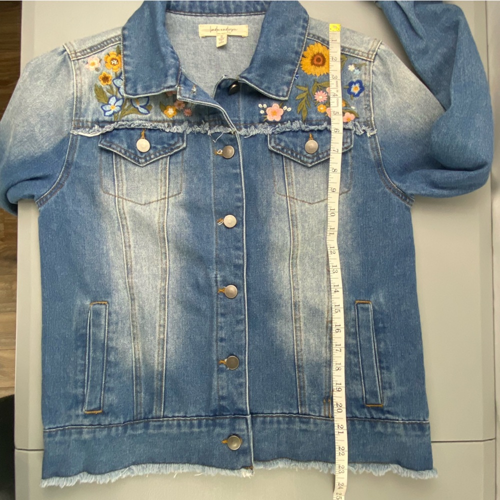 Linda Anderson floral embroidered blue jean faded look jacket wms sz small - Picture 11 of 13